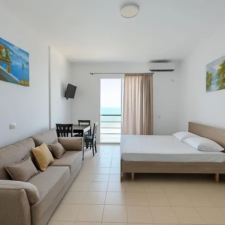 Breeze Sea View Apartment Sarande